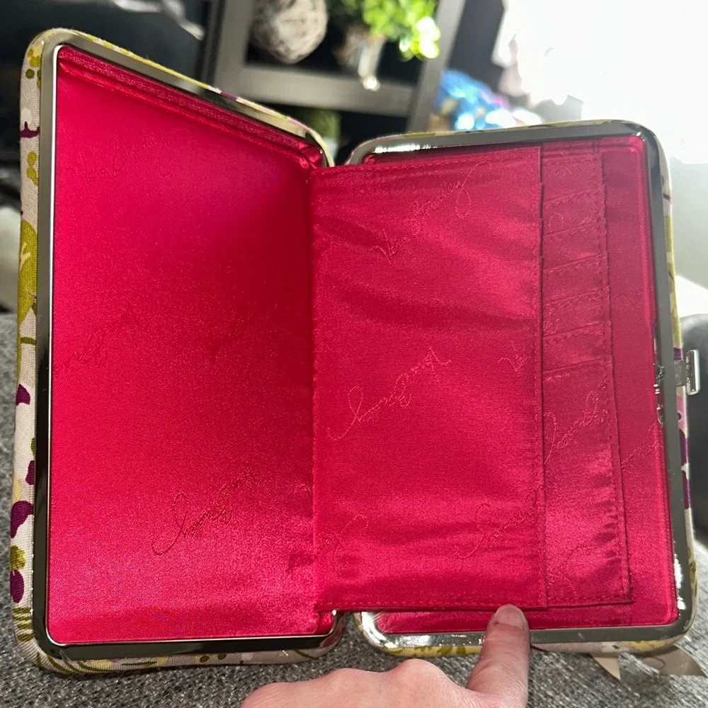 Vera Bradley Make Me Blush Pattern Opera Wallet Style Clutch Designer NWOT